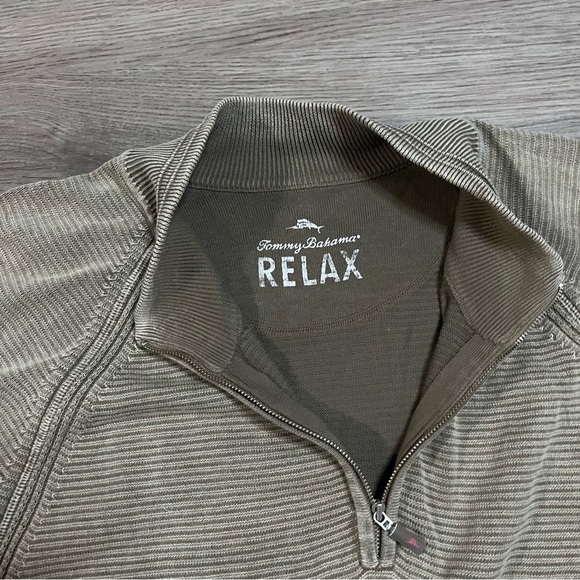 Tommy Bahama Mens Relax 1/4 Zip Pullover Mock Neck Sweatshirt Size XL Army Green - Picture 3 of 9